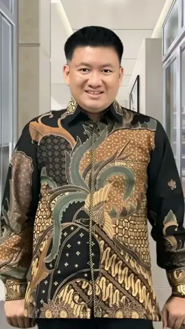 ✨ Batik semi sutra bordir eksklusif ✨ Bukan batik biasa, tapi batik kelas premium yang bikin penampilan makin gagah, berwibawa, dan elegan. 🔥 Detail rapi full jahitan 🔥 Bahan adem & nyaman dipakai 🔥 Kualitas butik harga diskon 💯 Cocok buat acara resmi, kondangan, meeting penting, bahkan jadi koleksi batik kebanggaan. ⚡️ Stok terbatas – yang cepat, dia dapat! 👉 Klik “Keranjang” & checkout sekarang, jangan tunggu sold out boskuuu! #batik #batikkeren #batikganteng #fyp #tiktokaffiliate 