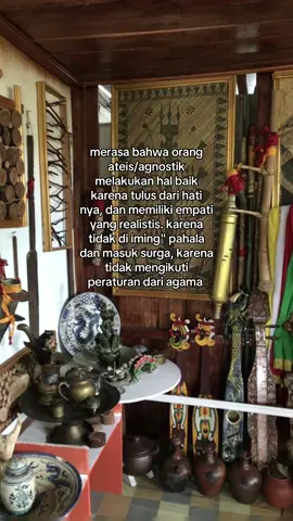aku sendiri pun menyadari selama ini aku adlah agnostik, siap juga yg perlu tau g penting kan hhh 🤷🏻🤷🏻