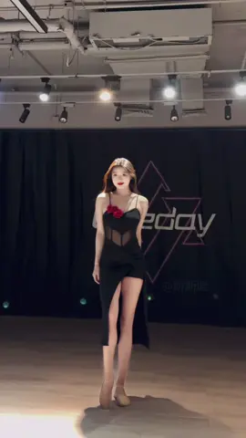 爱你所爱 行你所行#难得有情人 #复古爵士 #蝶一编舞 #港风 #一键打开港风才艺大赏