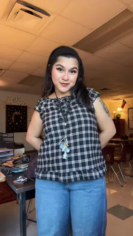 running late to work but here is the OOTD for the day! - - #foryoupage #foryou #fyp #OOTD #teacher 