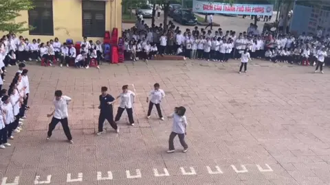 Giờ ra chơi không sử dụng điện thoại cùng học sinh trường THPT Mạc Đĩnh Chi Hải Phòng #THPTMacDinhChi #truongthptmacdinhchihp #xuhuong #haiphong #xh 