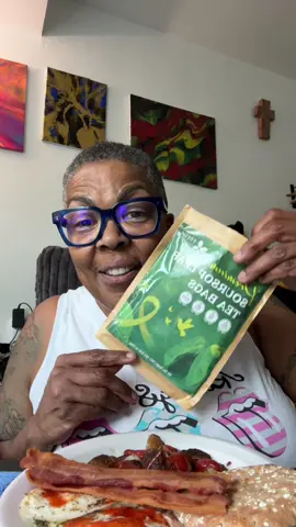 #breakfast @freshdrinkus_llc #freshdrinkus #soursoptea #soursop 