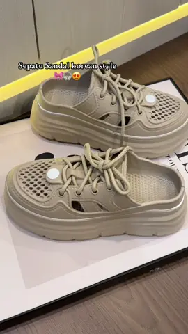 Udah cakep murah lagii 😍 jangan sampe kehabisan #sandalterbaru #sandalkekinian #sandalkoreanstyle #sepatusandal 