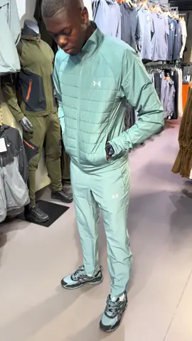 🔥🔥Nouveauté Under Amour🔥🔥 Dispo dans votre shop🏠 Prix sur Snapchat:👻fkkremlin94👻 #footkorner #pourtoi #under #asics #outfit @La_rvfleuze @LetoMozartCapitaineJackson🖐🏾 