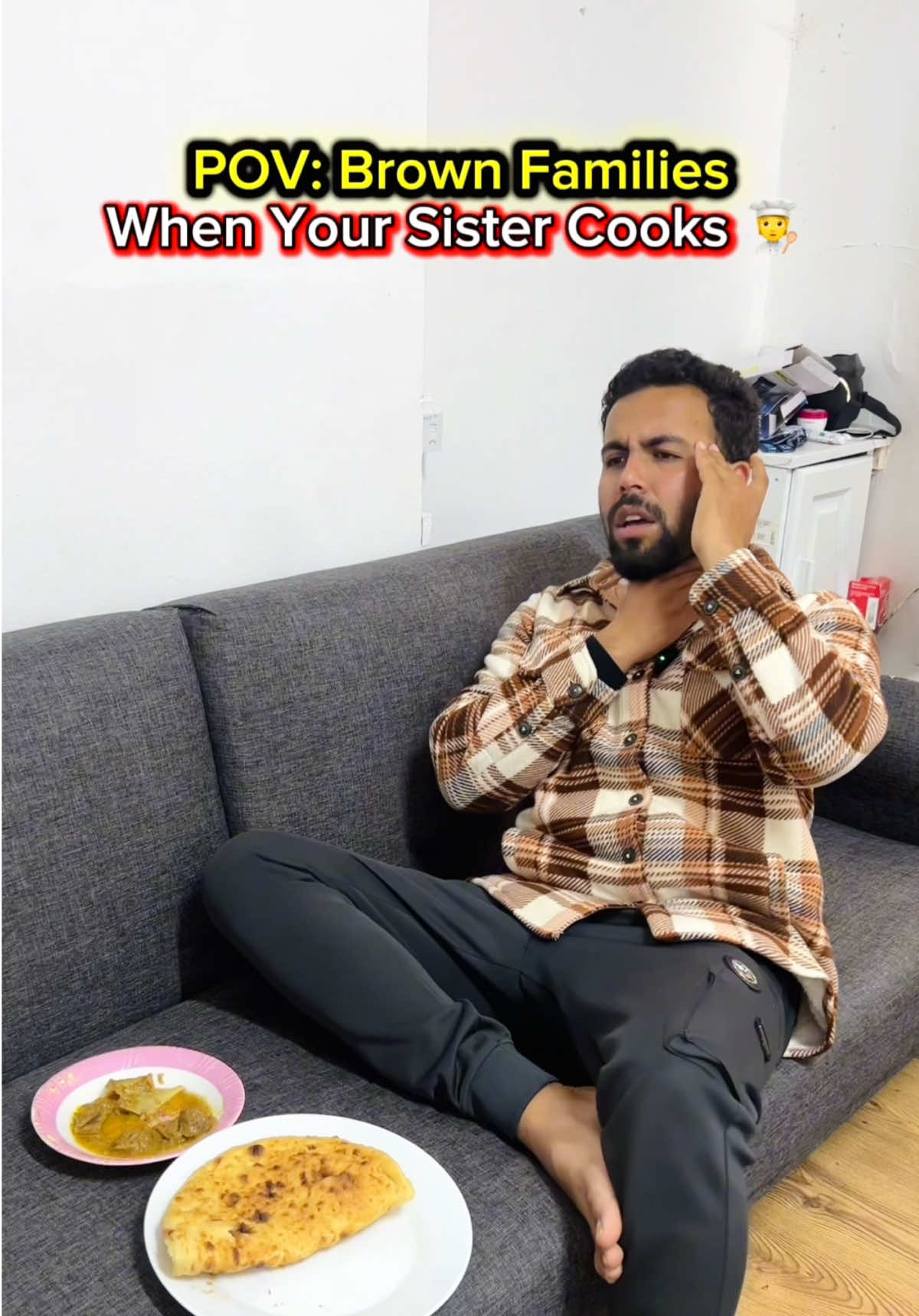 kia ap sb bhi asy tng krty😂 #foryou #brownfamily #viral #foryoupage❤️❤️ #tiktokpakistan 