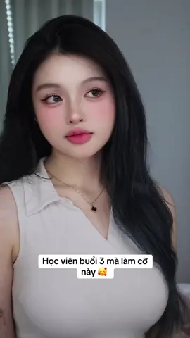 Muốn làm em bé cứ auto tone hồng nhé chị em #trangdaimakeup #makeupquan2 #makeuphcm #makeupcanhan #xuhuong 