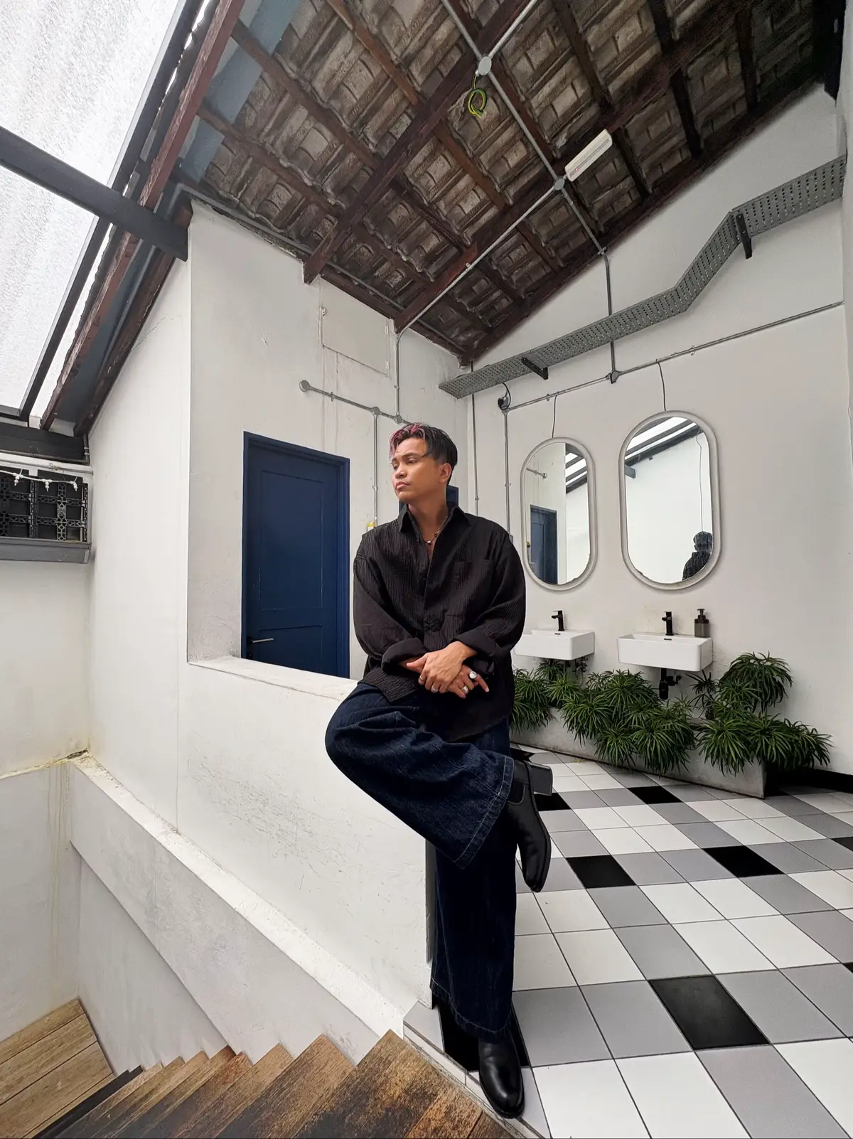 Jgn lonely sangat. I kan ada~ LAHHH.