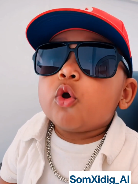 kabax qolka😂#ai #xuseenog #somalitiktok #foryoupage #fyp 