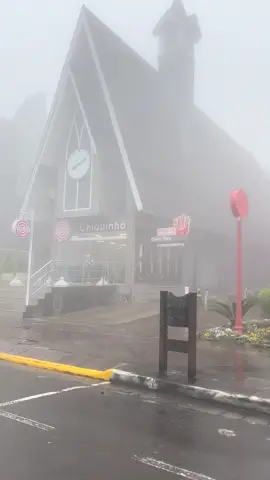 📍Gramado- Brazil  Solicite seu orçamento de hospedagem na pousada  Villa Cantaloa pelo WhatsApp 54-996447242. Quer que eu faça teu roteiro personalizado, me chama no WhatsApp 54-996303310. Use o cupom de desconto Miriam no Laçador de Ofertas e na página da Brocker Turismo. Siga @miriam_gramado #natalluzdegramado #natalluz #gramado #serragaucha #pousadaemgramado      