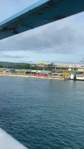 Sebelum kapal bersandar terpantau keindahan menara siger terlihat dari atas kapal🥰☺️    ##fypage #merak #bakauheni #lampung #lampungtiktok #lampungpride #pelabuhanmerakbakauheni 