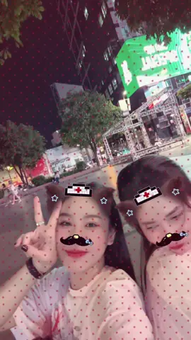 Anh yêu em nhiều lắm Nguyên ơi.🤣