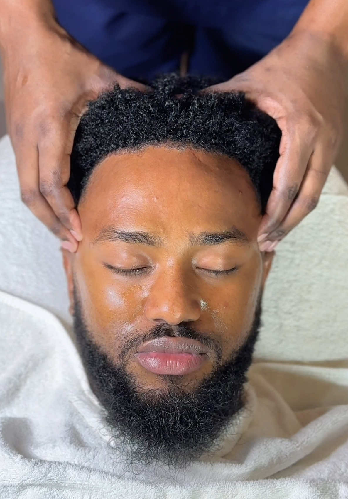 Hadaba soo booqo morla si aan kaaga caawino daryeelka wajigaaga 💆 📍 Digfeer Street, Near Hospital Shaafi ☎️ +252610488807 #MORLA #morlaspa #morlafacial #spa #spa #welness #pedicure #menicure #haircut #fyp #viral #trend #somalitiktok #dayaxdalnuurshe #wajidhaqis 