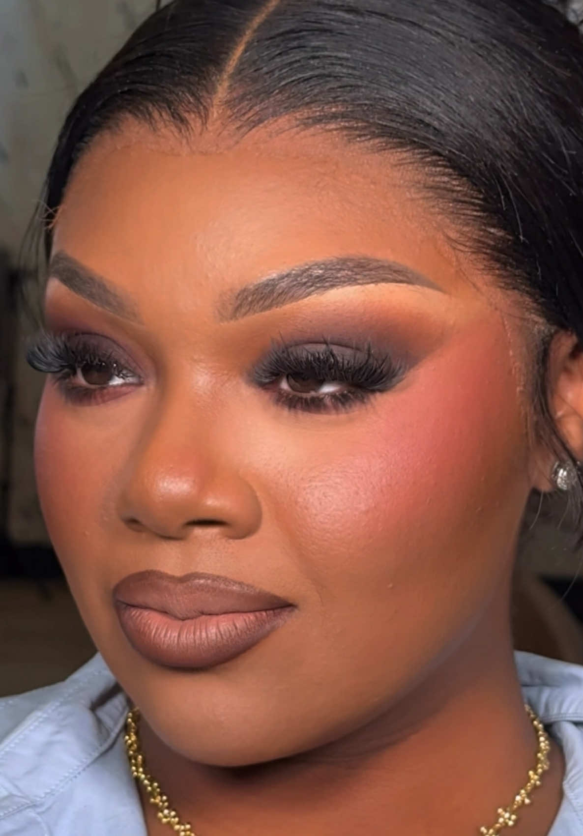 this smokey eye came with all the extra glam 🔥😍 . . . . #dallasmua #dallasmakeup #dallasmakeupartist #dfwmua #dfwmakeup 