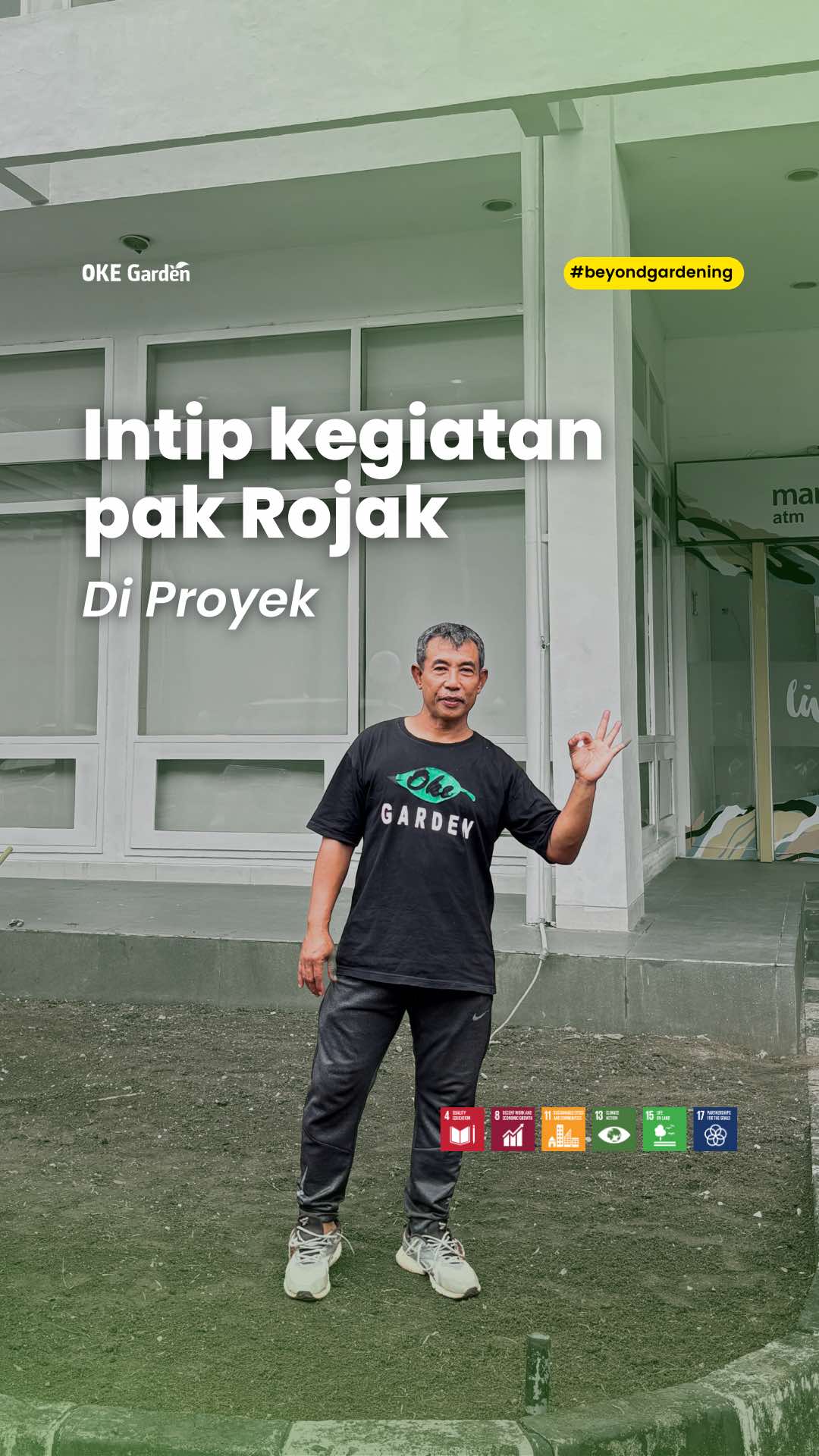 Ngintip kegiatan Pak Rojak hari ini di proyek 💪  Siap-siap diajak keliling sambil dijelasin kerjaan satu-satu👷🏼‍♂️ Yuk simak videonya! #lifeatokegarden #okegarden #beyondgardening #gardener #tukangtaman 