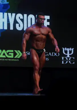 ♦️PRESENTACIÓN INDIVIDUAL TORNEO SUDAMERICANO♦️ - - - - ✨ Mi entrenamiento siempre protegido por @balboafit 🏋️‍♂️ ✨ Suplementación respaldada por el mejor laboratorio del país: @nutrilab_arg 🔬🇦🇷 📌 Asesorías personalizadas y planes → www.oslofitness.com 🎥 Todo el contenido didáctico y en detalle → YouTube: oslomuscle #OsloMuscle #GymLife #RoadToStage #FitnessMotivation #Entrenamiento             