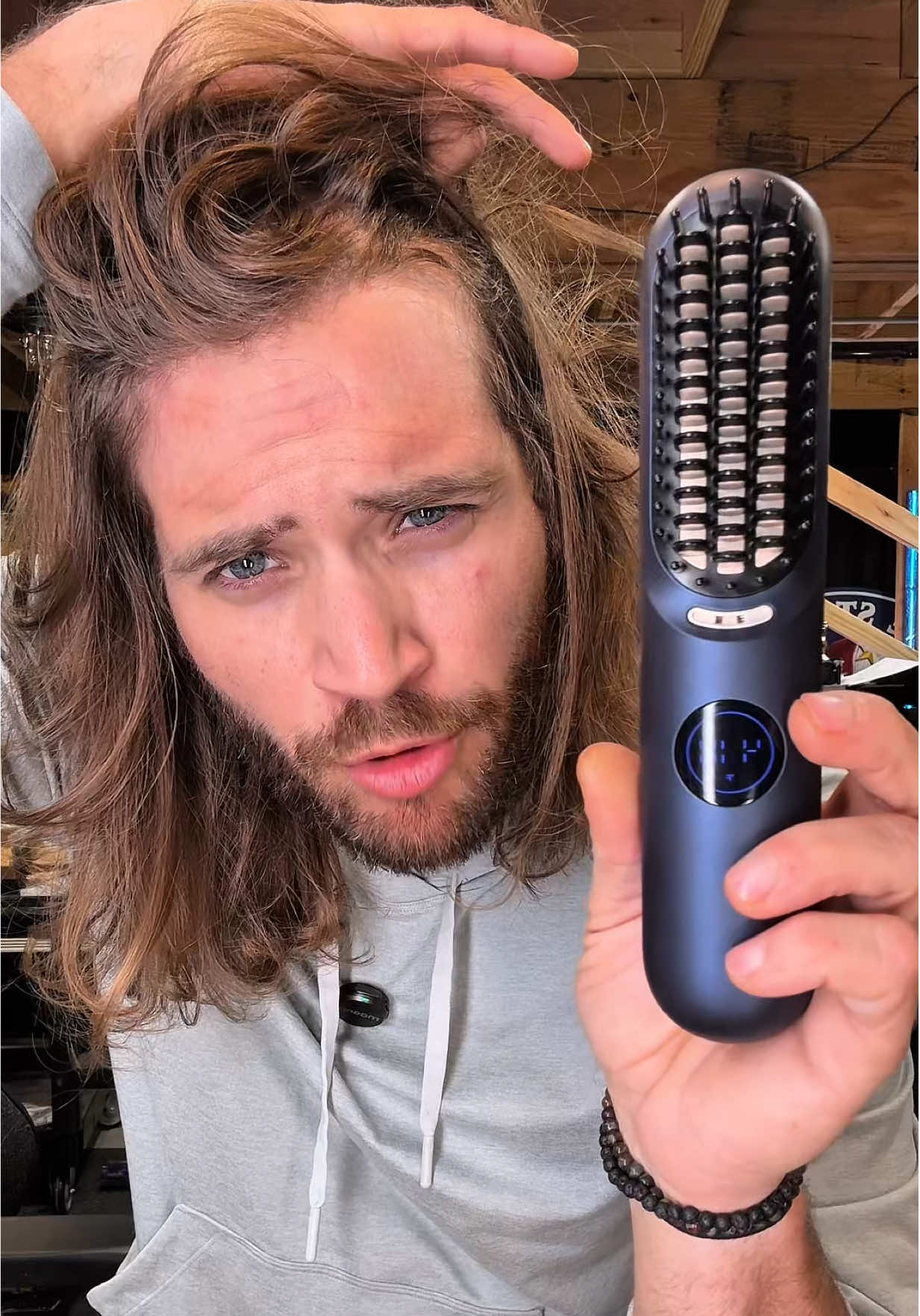 Fanttik Cordless Hot Brush #hairstraightener #hairstraightenerbrush #hotbrush #straightener #tiktokshopcreatorpicks 