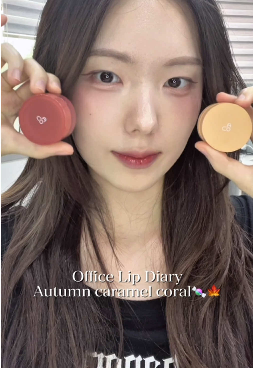 Office Lip Diary #6 the perfect pre-fall lip combo🍂💄✨ 💄products💄 @HEMEKO @AOU Cosmetics floofy matte balm 01 coral balm, glowy tint balm 06 peanut balm, blending lip pencil 06 almond #liptint #glossylips #kbeauty #lipcombo #koreanmakeup #makeup #BeautyTok #makeuptok #beauty #fyp # #autumn #brown #caramel #coral #fall 