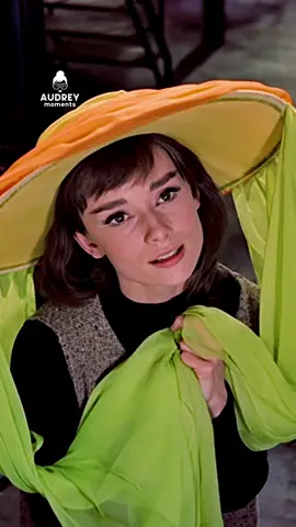 Follow for more Audrey videos 💜 Movie: “Funny Face” (1957) #audreyhepburn 