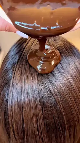 El secreto para cubrir canas de forma 100% natural y sin dañar tu cabello #hairdye #canas #remediosdeldia #fyp 