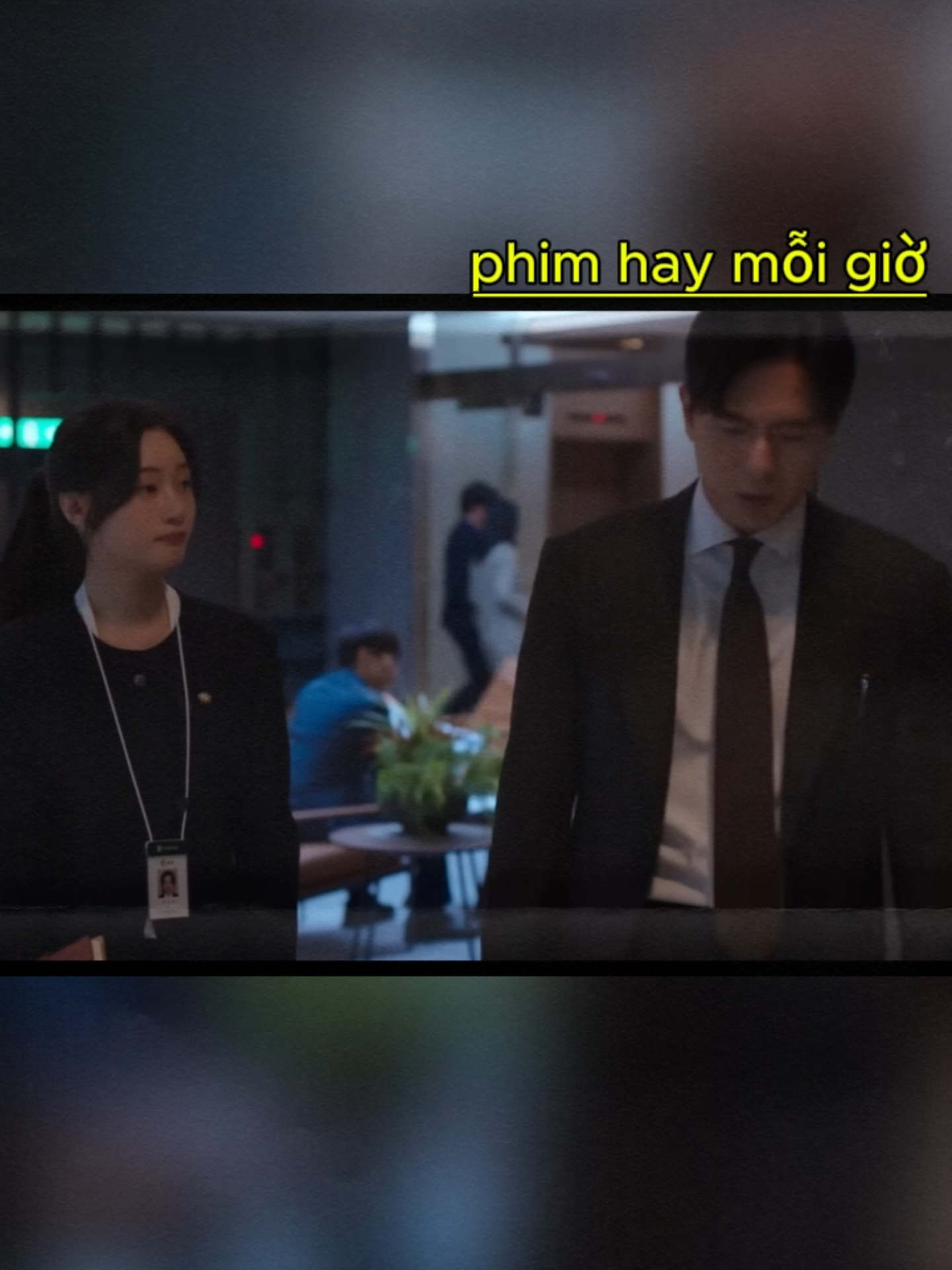 Đi phỏng vấn xin việc, nữ luật sư tài giỏi bị đuổi ra ngoài vì vết tương cà trên áo#riviewphim #riviewphimhay #phimhaymoigio #phimngontinhtrungquoc  #tomtatphim #phimhay #rivievphim