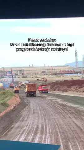 Tapi kalau diperusahaan ada yang baru lepas training masenggol kiri kananmi,naketawaiki senior diluar😂#indoledafamily #fypシ #morowali_sulteng_bahodopi 