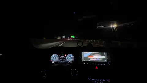 Dạo này ban ngày ít khách quá nên em nhận đi khách thêm buổi tối nha mấy người đẹp . Em nhận tất cả các địa hình từ đồng bằng cho tới đồi núi , đi trong ngày hoặc đi tour nhiều ngày điều được. ai cần thì ib cho em nhé xe 4c 7c phụ vụ 24/24 luôn alo là có em liền 🤣🤣#ThuêXeSựKiện #DuLịchGiaĐình #thuêxe4chỗ #thuexedulichtaitphcm #xedichvu 