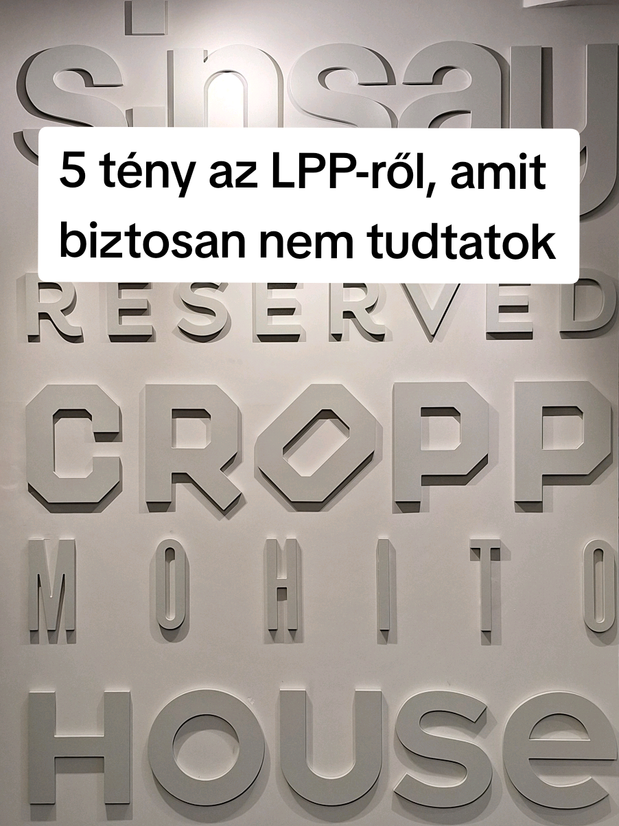 Hoztunk Nektek 5 tényt az LPP-ről, amit eddig biztosan nem tudtatok.🤓👀 Írjátok meg nekünk kommentben, hogy mire lennétek még kíváncsiak📲🔍 #lpphungary #lpphungarypeople #lpphungaryteam #fashion #divat #tudtad #sinsay #reserved #cropp #mohito #house #lpp 