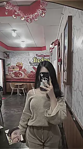 sini aku temenin 💞 #ccrorr #circlea9 #soraimup #trend #fagirls #33le #33le4nor #fagirlsarea #presetam #alightmotion #margaexhile #lewatberanda #fyp  cr @dapongztzy 