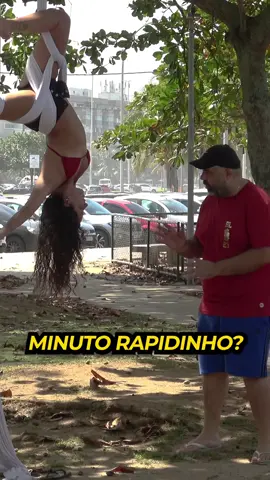 Quem se mexer primeiro é rapariga 😂