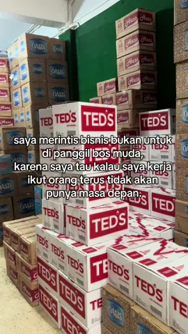 Terdengar menyakitkan memang tapi  Prinsipku ikut orang ambil ilmunya trus cari modal bangun usaha itu lebih menjanjikan untuk masa depan🔥 #SmallBusiness #genz #minuman #warungmadura24jam #agenminuman 