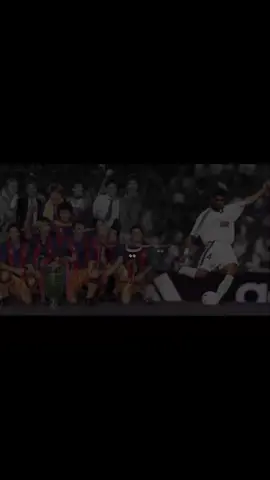 تعاقد برشلونة مع جوهان كرويف و هيمنته على العالم الكروي بأسلوب التيكي تاكا #JohanCruyff #barcelona #realmadrid #football #كرة_قدم 