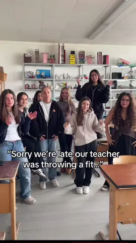 @fraupasson Jeden Tag am slayen ☝🏻 #fyp #viral #schule #lehrer #outfit 