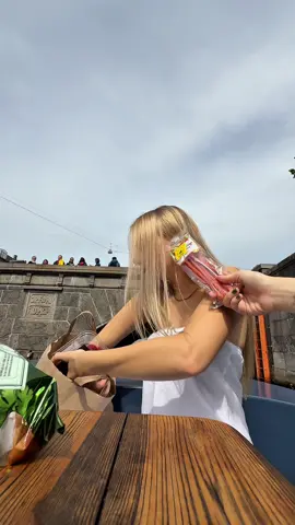 Am I a influencer? #influencer #whatsinmybag #inthewild 