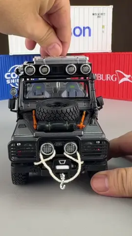 Land Rover Defender 110 #modelcar #diecastmodels #gift #offroad #landroverdefender 