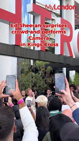 Ed Sheeran surprises crowd and joins Flames Collective a London youth singing group to perform ‘Camera’ outside The Lightroom in Kings Cross. 🎤 The performance followed a special event celebrating the release of his new album ‘Play’ with Spotify. 🎶 #edsheeran #surpriseperformance #livemusic #musicnews #kingscross 