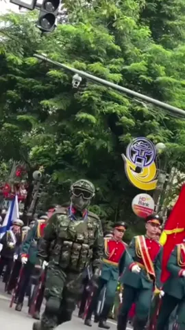 Show tối nay là cho chú đi đầu đoàn Nga vì độ ngầu của chú, chú chiến đét chú ơi!!!! 🔥🔥🔥🔥  Tui đang ko chắc lắm ảnh cuối có phải chú ko 🥹 #CapCut #a80 #trinhsat #tc2 #fyp 