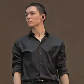 CARATDEUL DIA GANTENG BGT KANNNNN???!!! YAKANNNNNN?!! DUH BULEEEE🥹🫵🏻 #vernon #seventeen #carat 