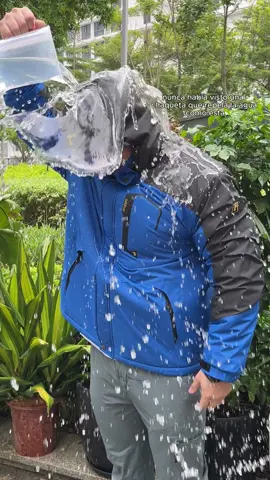 ¡Esta chaqueta de invierno te mantendrá caliente! ¡Esta chaqueta de nieve es perfecta para hombres o mujeres y esta chaqueta viene en muchas opciones de color! #Gopune #TikTokShopCyberMonday #TikTokShopBlackFriday #fashionfest #wintercoat 