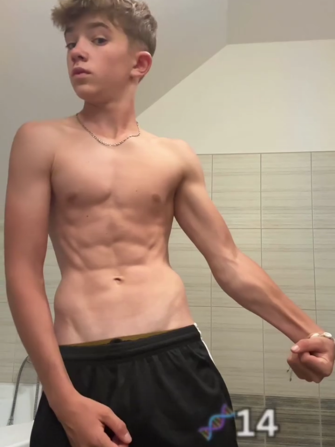 #kids #Fitness #fyu #fyp #giovannivazquezgonzalez 