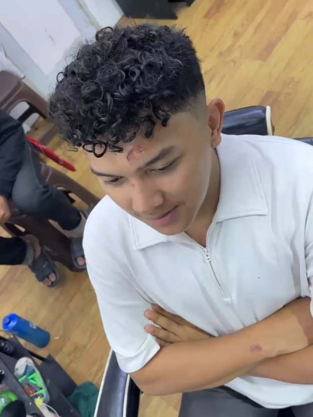 gass brodi yang ada di bandar Lampung, bosen punya rambut lurus cobain Perm Curly cuma 150.000 ganteng gak perlu mahal hehe #fyp  #fyppppppppppppppppppppppp  #barbershop #bandarlampung  #lampung 