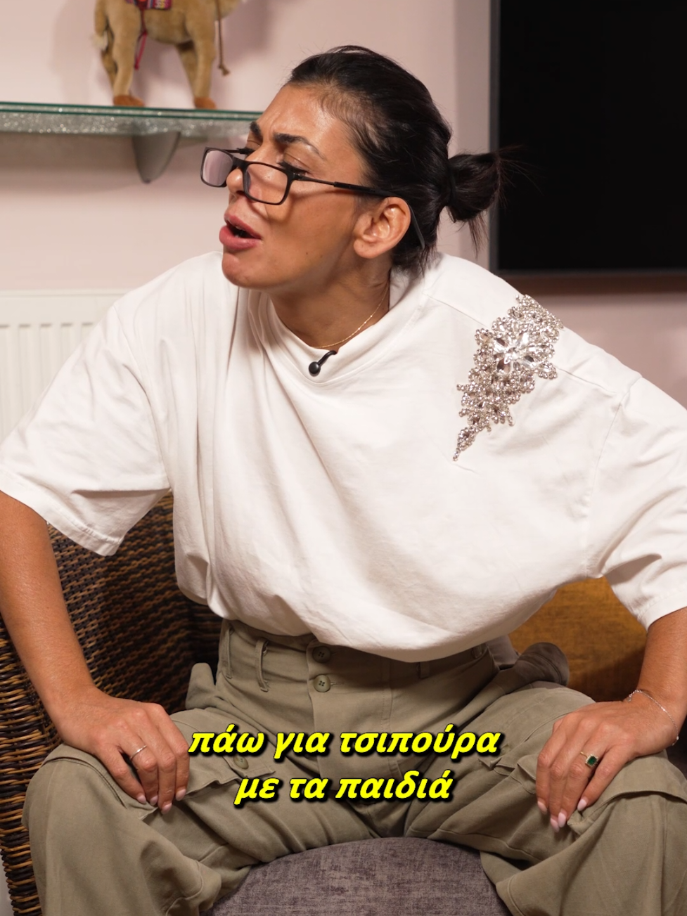 Ήθελα και σύμβουλο γάμου 😏😂 Σενάριο -Σκηνοθεσία-Μοντάζ  @ThanoSamaras VideoEditor  @Τελιορίδης Κωνσταντίνος  @Elsa Karapotosoglou  #viralvideos #backstage #skg #mpesfypgamw #fyp 