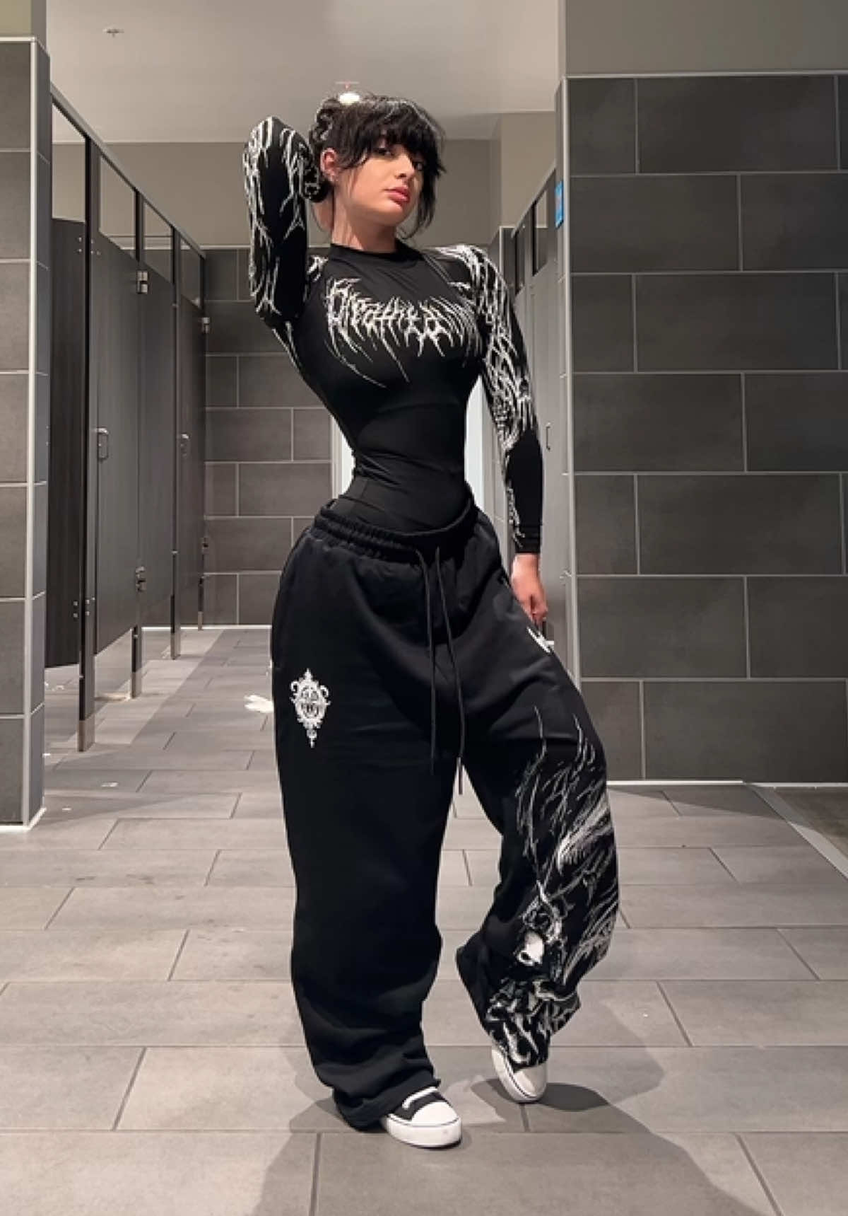 new bd drop SOON :b  @Breathedivinity code CAROM @Huge Supplements code CAROM #breathedivinity #foryou #fyp #gym #gymmotivation 