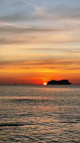 Quay bằng đt cam thường mà đẹp vậy đó 