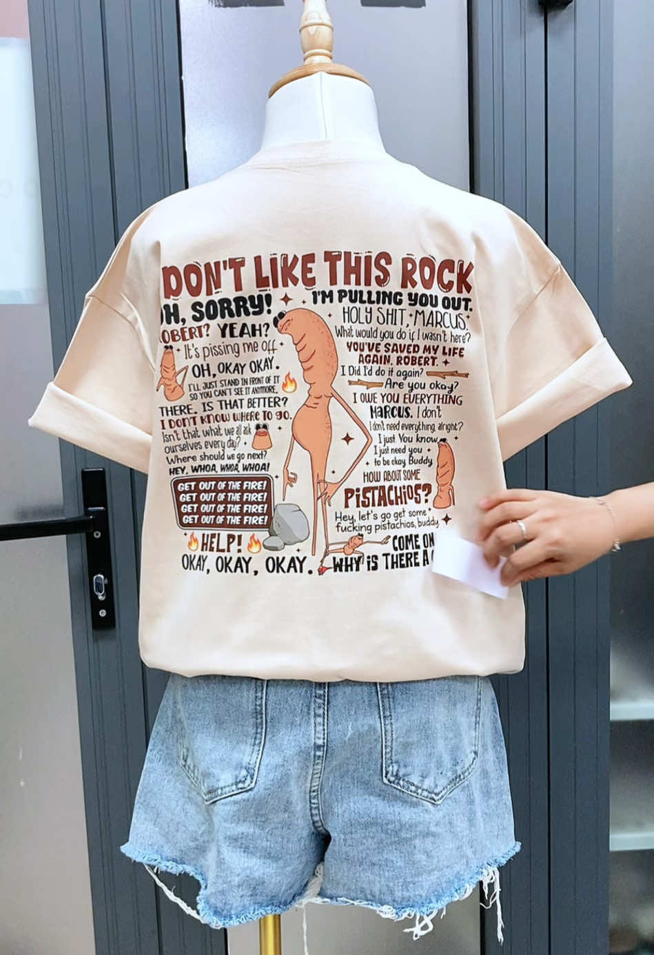 Get out of the fire 🔥🔥🔥 #marcus #marcusvrchat #idontlikethisrock #marcusmeme #quotesoftheday 