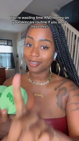 The JiYu Toner Pads will take your skincare to the next level sis😍 I tagged them for you, get yours today🥰 #darkspots #jiyutonerpads #koreanskincare #tiktokshopcreatorpicks #glassskin