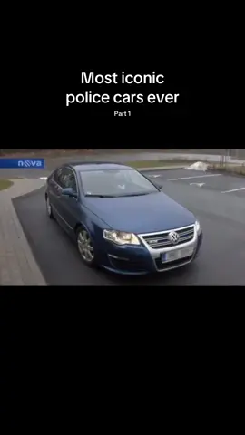 Praga, República Checa — En una jugada que sorprendió tanto a los entusiastas del motor como a los infractores del volante, la Policía de la República Checa incorporó al imponente Volkswagen Passat R36 como parte de su flota de interceptación en autopistas. Este no era un coche patrulla cualquiera: era un depredador disfrazado de berlina familiar. Con su motor V6 de 3.6 litros, tracción total 4Motion y una aceleración de 0 a 100 km/h en apenas 5.6 segundos, el R36 se convirtió en el terror de los conductores temerarios que pensaban que podían escapar del largo brazo de la ley A. Equipado con cámaras ocultas y tecnología de seguimiento, este Passat no solo perseguía, sino que documentaba cada infracción con precisión quirúrgica  El modelo fue elegido tras un riguroso proceso de selección entre varios candidatos, incluyendo el Audi A4 y el BMW 330xi. Pero fue el Passat R36 el que se llevó la corona por su equilibrio entre potencia, fiabilidad y discreción Aunque hoy en día ha sido retirado del servicio activo, su legado perdura como símbolo de una era en la que la policía checa apostó por músculo alemán para mantener el orden en las carreteras. Algunos ejemplares incluso han sido puestos a la venta, despertando el interés de coleccionistas y nostálgicos del volante.