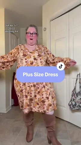 This floral smock dress is giving boho meets cowgirl chic 🌼✨ Flowy bishop sleeves, breezy fit, and the cutest vintage vibes. Perfect with boots for fall, or sandals for a beach vacay. #PlusSizeFashion #BohoStyle #FloralDress #FallOOTD #plussizedress 