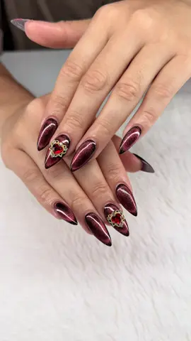 #stilettonails #vpurebeautyacrylics #nailtech #fyp 