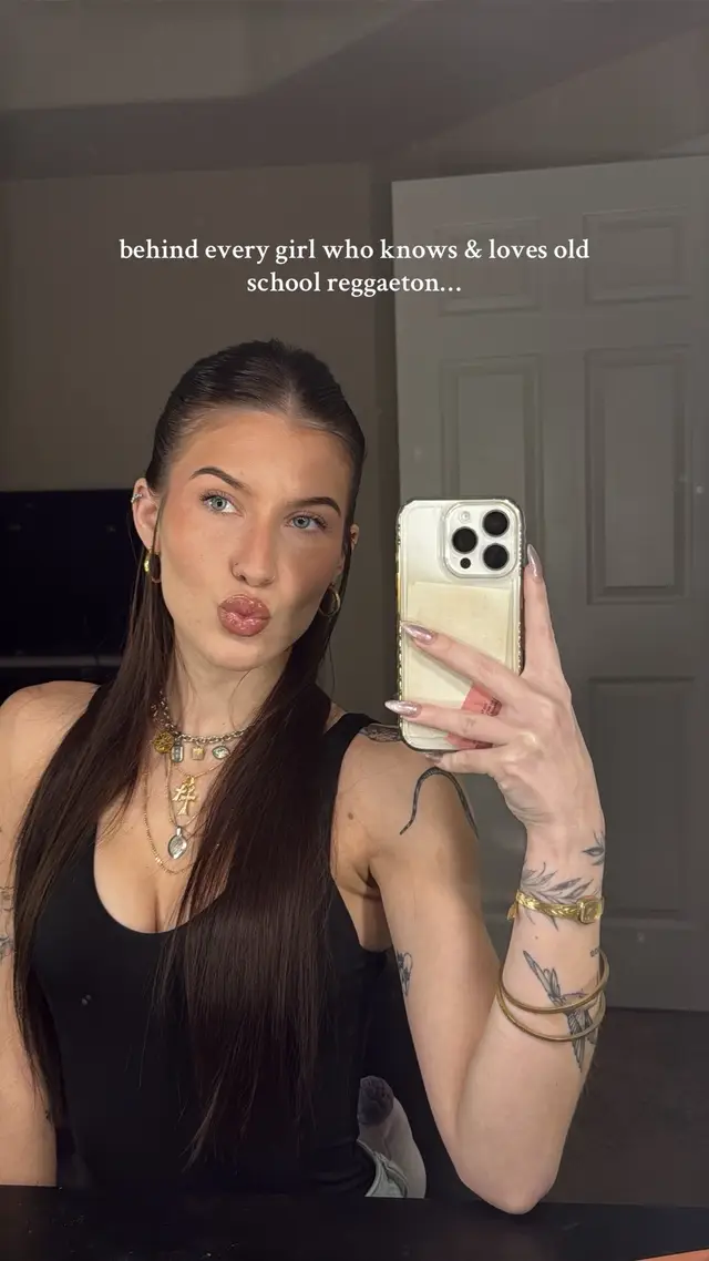 THE baddest 😛 #2000s #throwback #latina #oldreggaeton @Genise Reed 