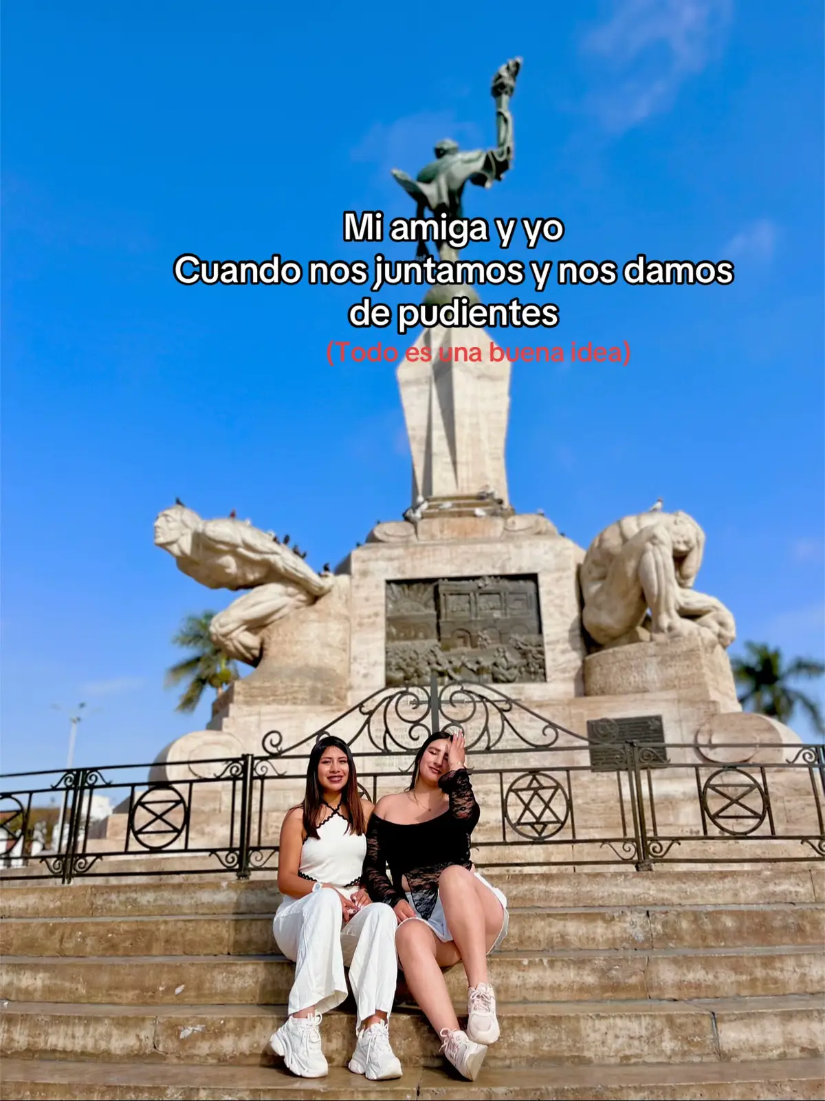 @eviyu Cruzado Díaz @Lu 🦋🍓  #amigas #viajes #trujilloperu 